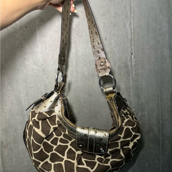 Y2K Guess canvas shoulder bag - Picture 9 of 10